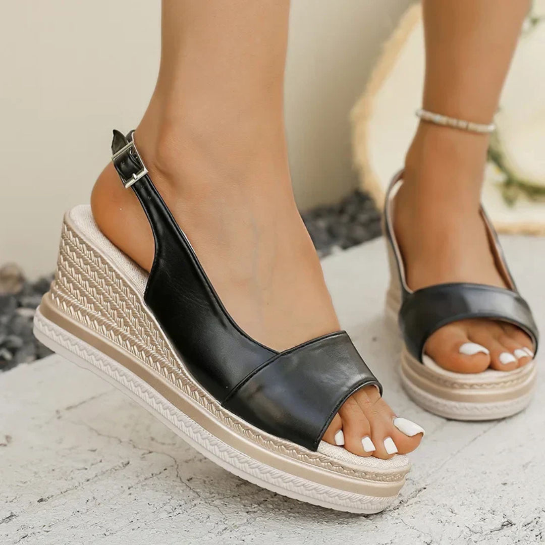 Denaya | Elegant Orthopedic Sandal