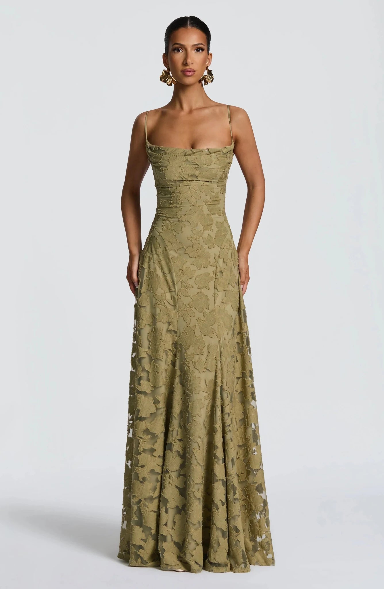 Clara Léon | Elegant Maxi Dress - nadiazagreb