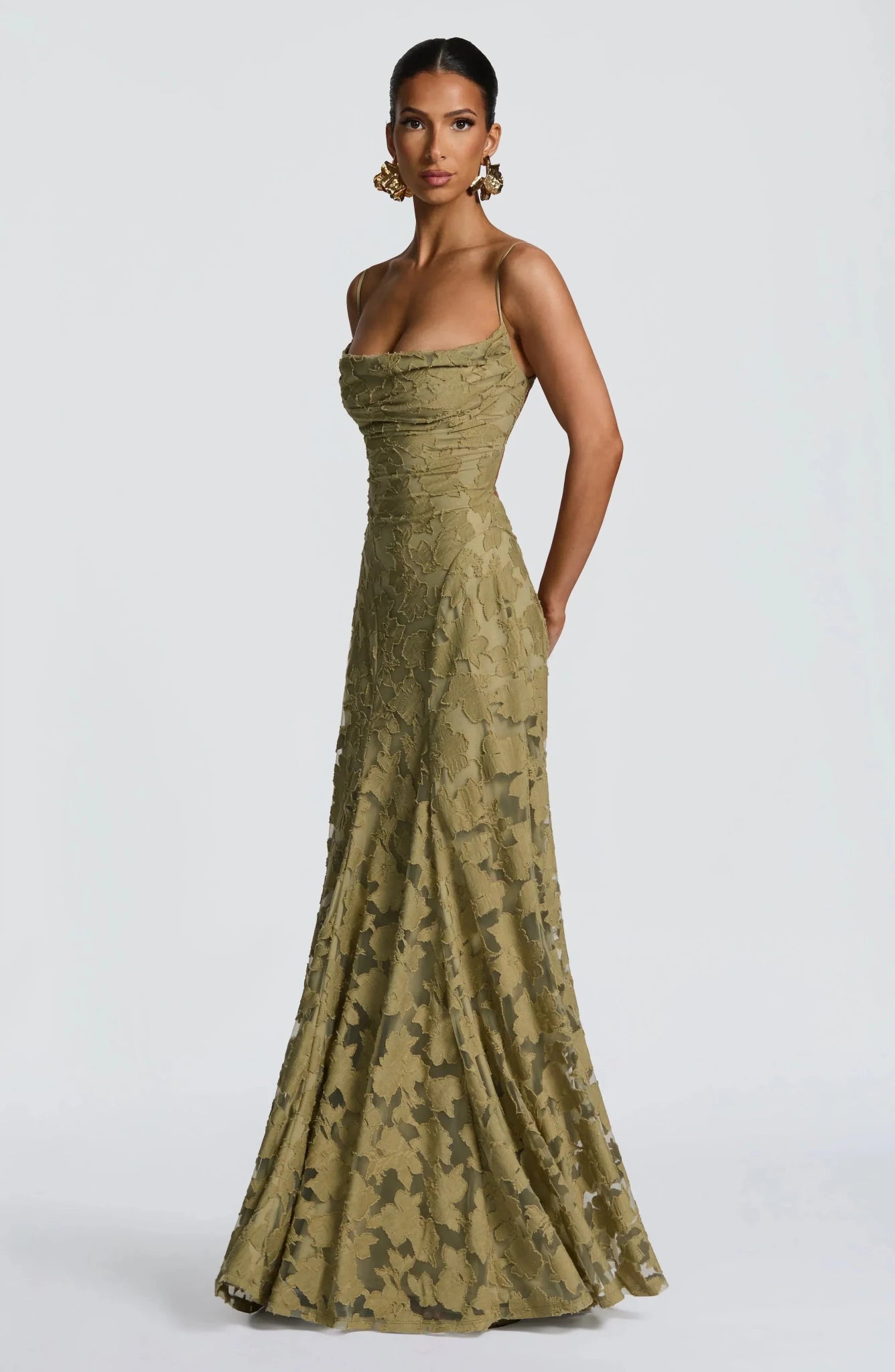 Clara Léon | Elegant Maxi Dress - nadiazagreb