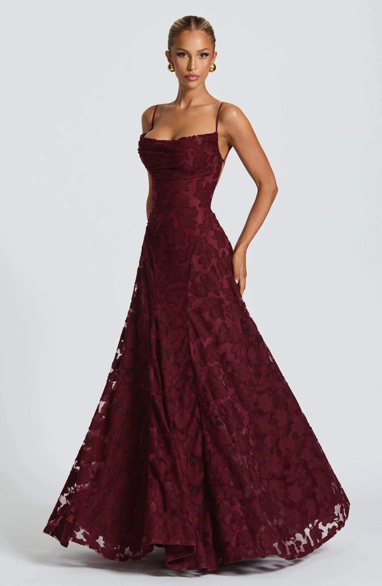 Clara Léon | Elegant Maxi Dress - nadiazagreb