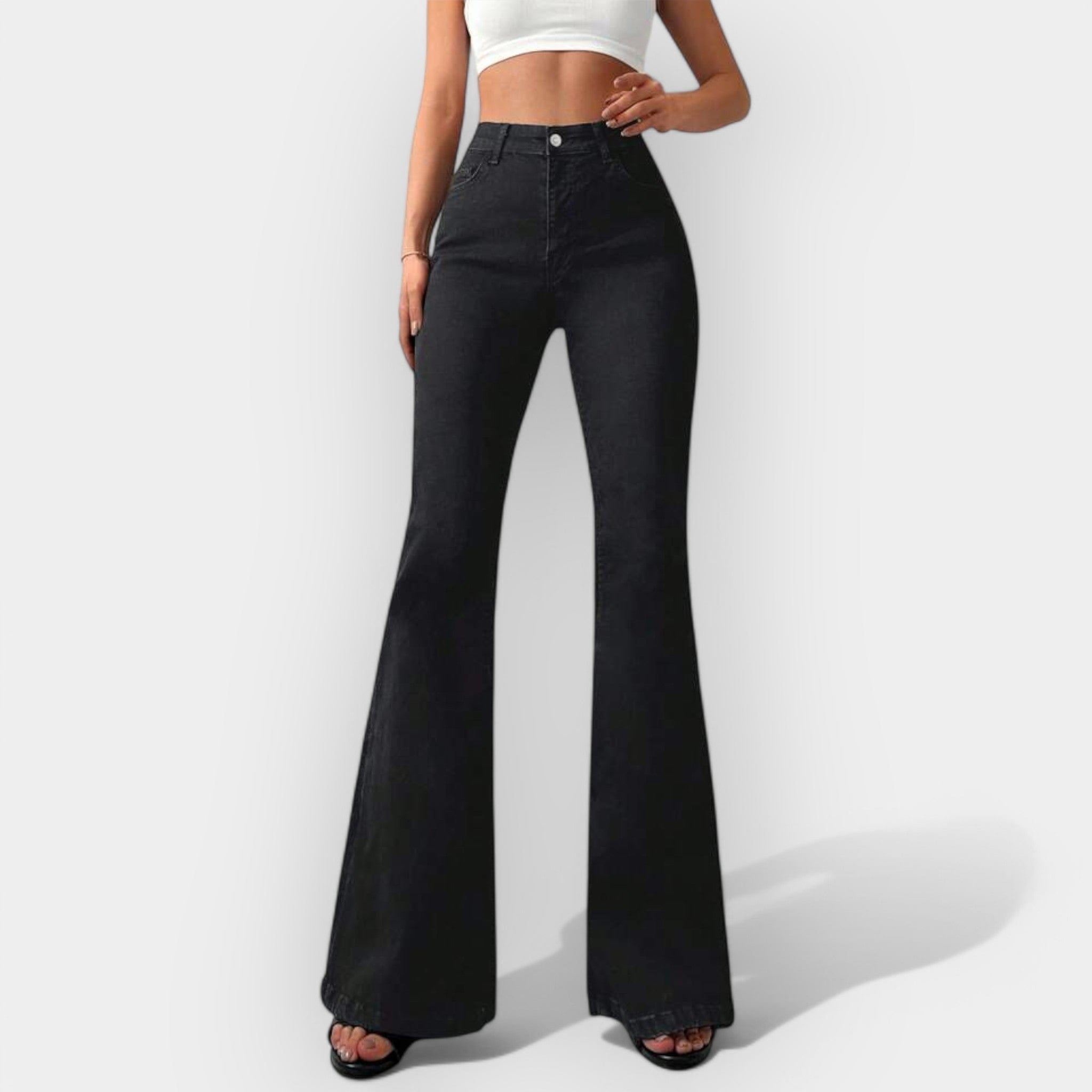 High - Waisted Bootcut Jeans - nadiazagreb