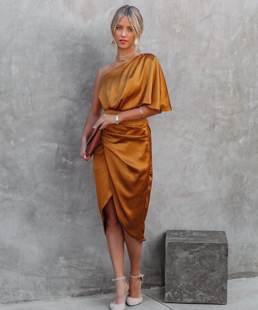 Tamari™ | Elegantna Midi Haljina od Satenastog Materijala