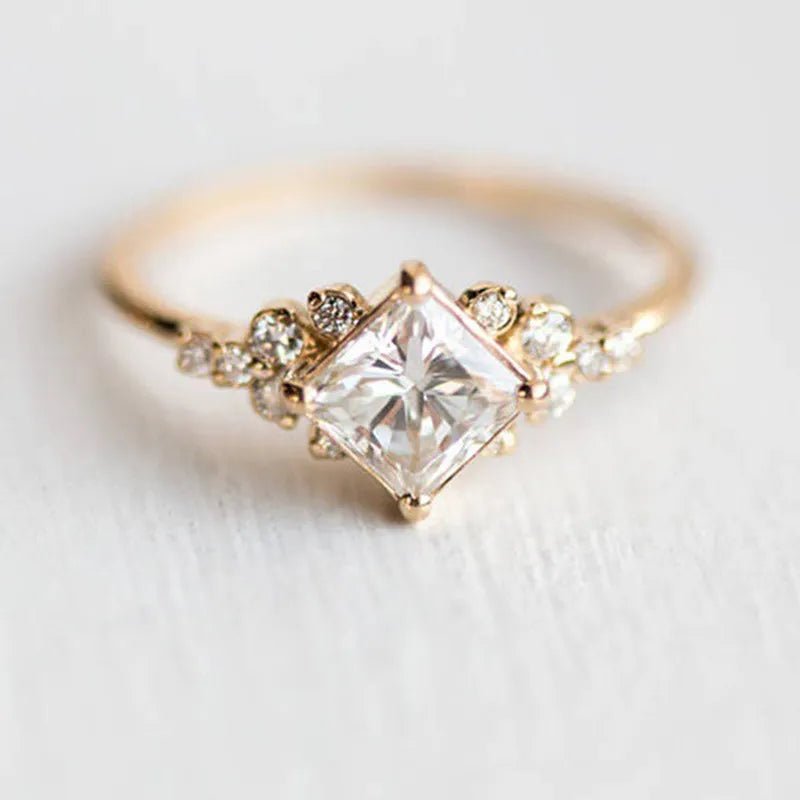 Karen – Elegant Delysian Queen Ring - nadiazagreb