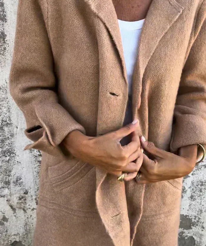 Nika - Elegantni Minimalistički Kaput - nadiazagreb