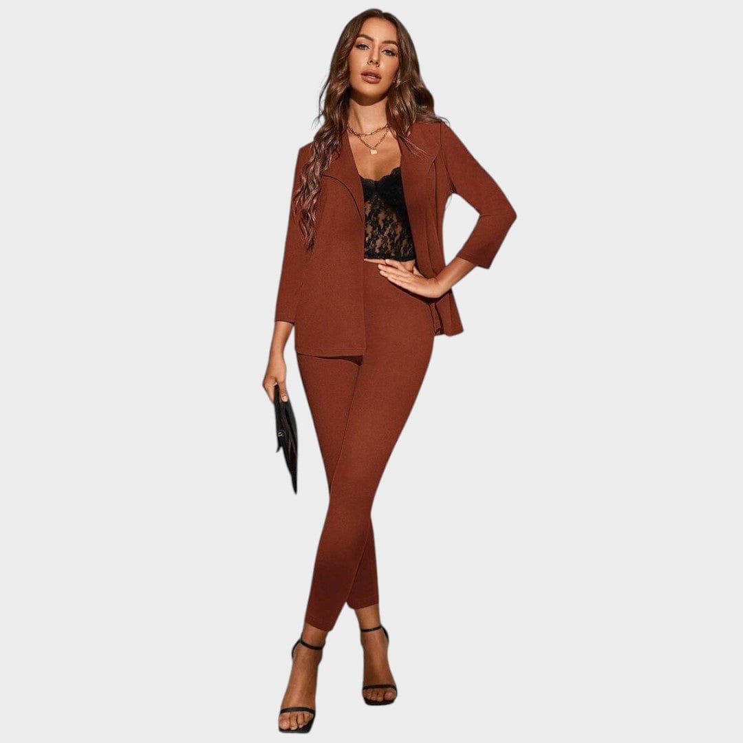 Sonja – Elegantni Poslovni Kostim - nadiazagreb